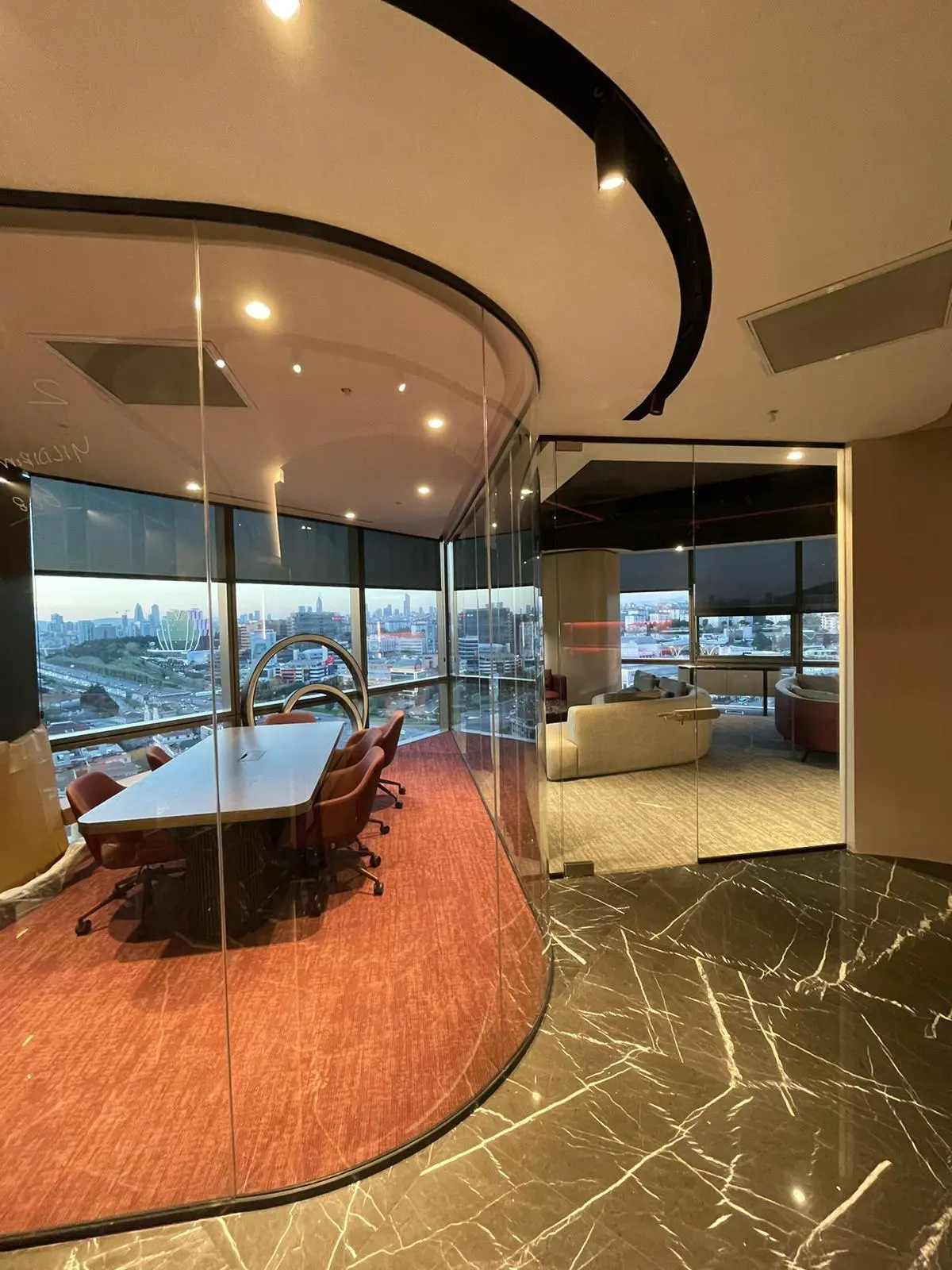 Büyükhanlı Plaza - Görsel 1